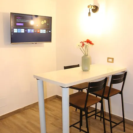 Apartman In Piazza Nápoly