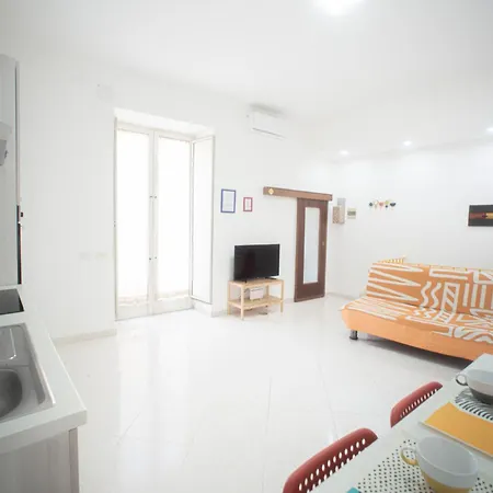 In Piazza Apartment *